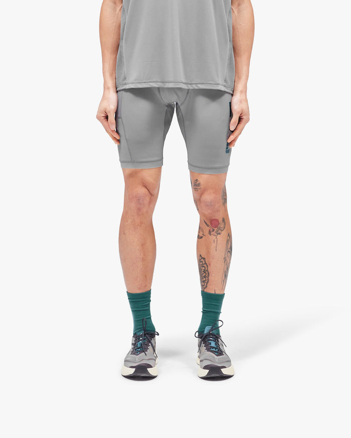 247_Cargo_Half_Tight_-_Graphite_Grey_03.jpg