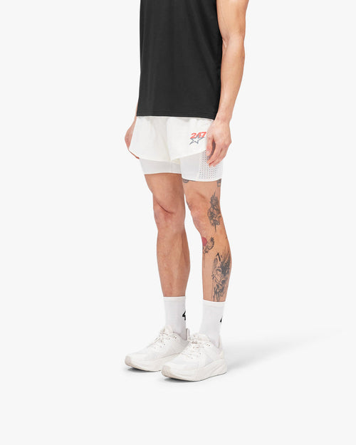 247_Hybrid_2-In-1_Short_-_Flat_White_03.jpg