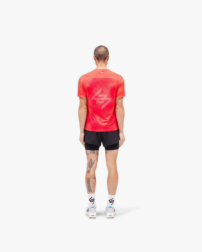 247_Hybrid_T-Shirt_-_Red_Fade_Out_08.jpg