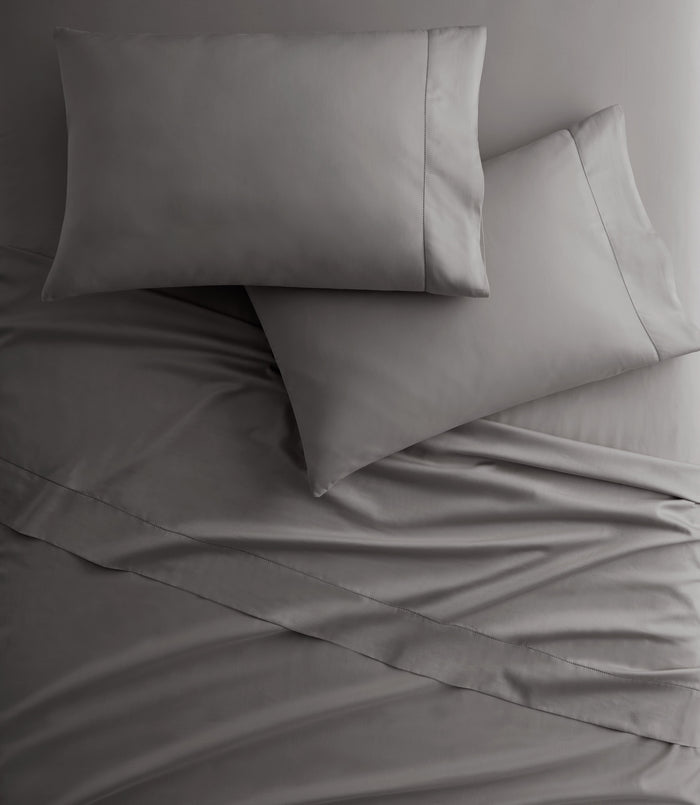 Clara Sateen Pillowcase Lifestyle, Dark Gray
