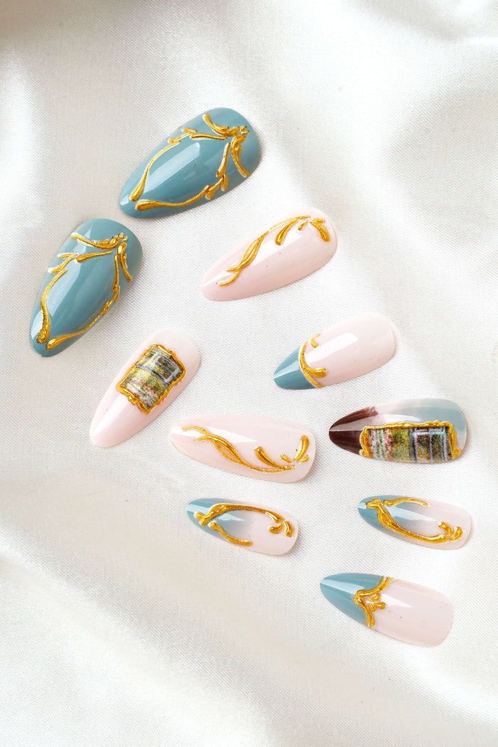 CLAUDE MONET BRIDGE OVER A POND OF WATER LILIES - ALMOND PRESS-ON NAILS