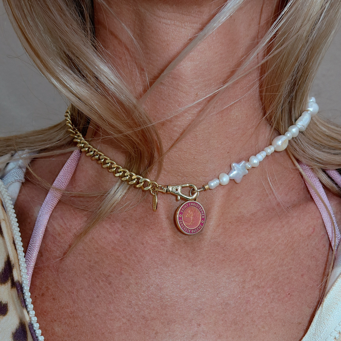 Concrete Queenz Choker
