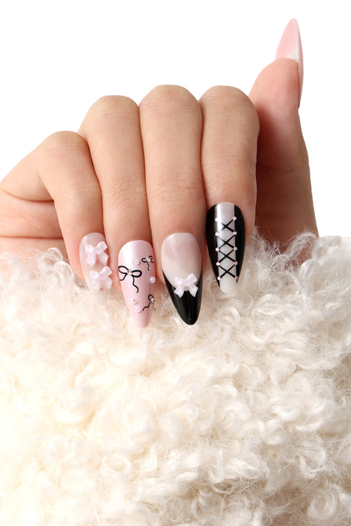 CORSET COQUETTE - PRESS-ON NAILS