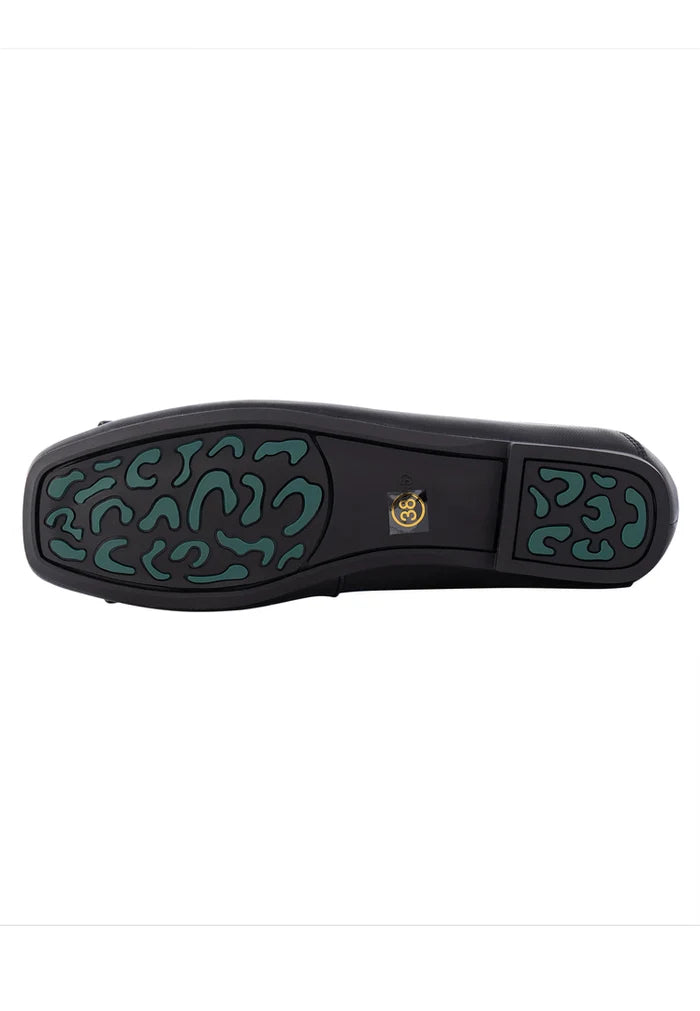 Elegant Bow Accent Ballerinas - Black