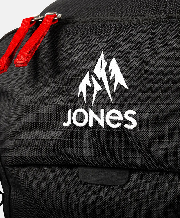 Further 25L Backpack | Jones Further 25L Backpack Jones Snowboards High Performance 7630949114884 J.26.BAU.25L.BK.OS.1