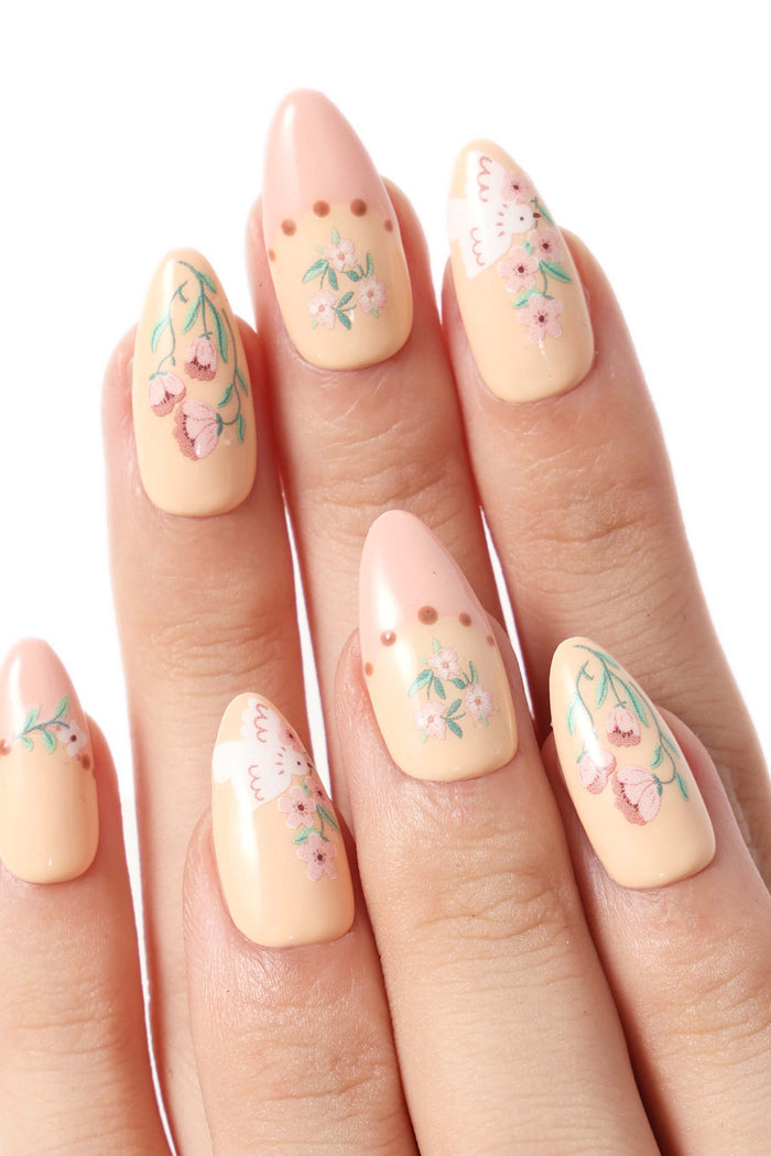 Elaine Lee Garden Melody press-on nails with floral design