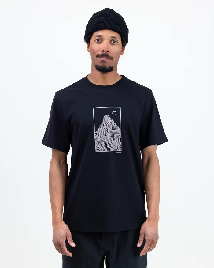 Graphic Organic Cotton Tee | Jones Graphic Organic Cotton Tee Jones Snowboards High Performance 7630949120083 J.26.TEM.GSS.BK.2S.1