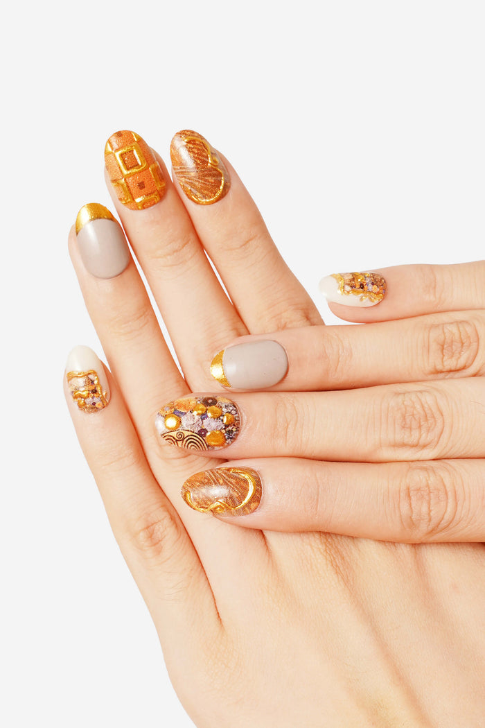 GUSTAV KLIMT ADELE BLOCH-BAUER'S PORTRAIT - SHORT OVAL PRESS-ON NAILS