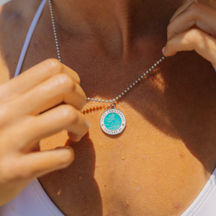 Large - Aqua / White