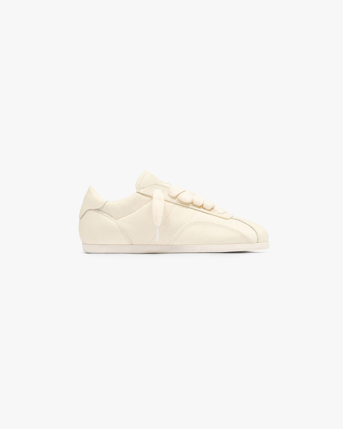 Low-Pro_Leather_-_Cream_01.jpg