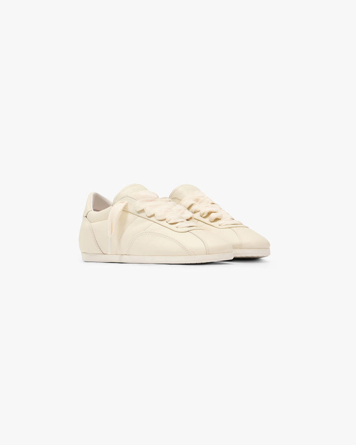 Low-Pro_Leather_-_Cream_02.jpg