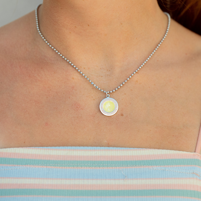 Medium - Olive / Cotton Candy