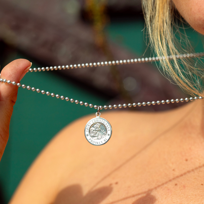 Medium - Silver / White