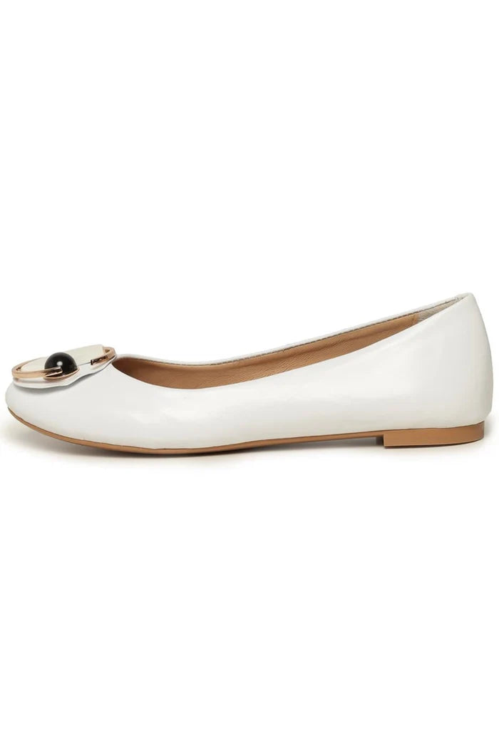 A pair of white modern ballet flats featuring a stylish geometric design, perfect for contemporary dance and fashionable everyday wear.