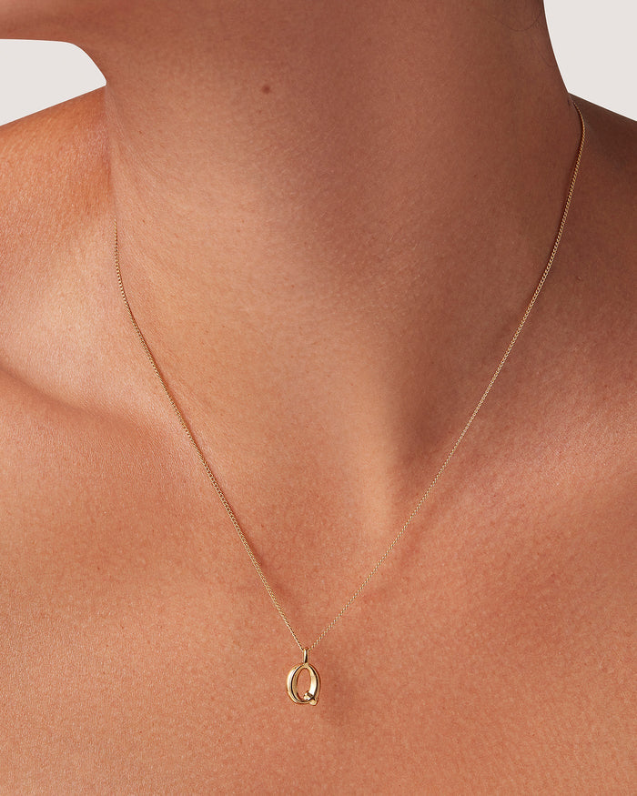 JENNY BIRD Waterproof Monogram Necklace - Q Necklace For Women