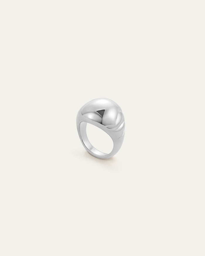 Nelle Ring