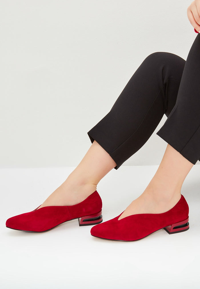 Pointed Tip Suede Ballerinas - Cesare Gaspari