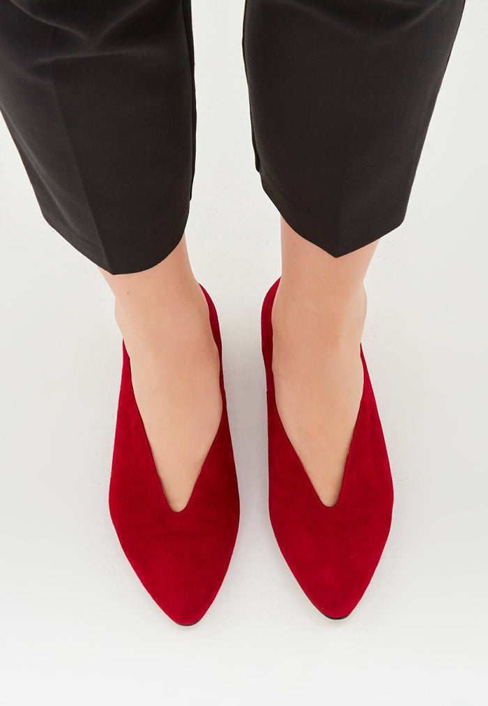 Pointed Tip Suede Ballerinas - Cesare Gaspari