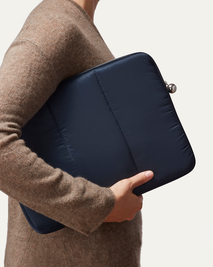 JENNY BIRD Puffy Laptop Sleeve - 13-14" Navy Laptop Sleeve For Women