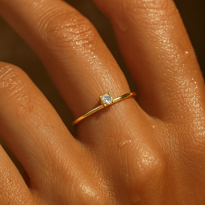 Rae Unilateral Solitaire Ring — Stackable Ring