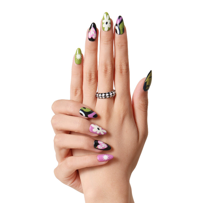 Reverie by Camila Rosa - Press-on Nails