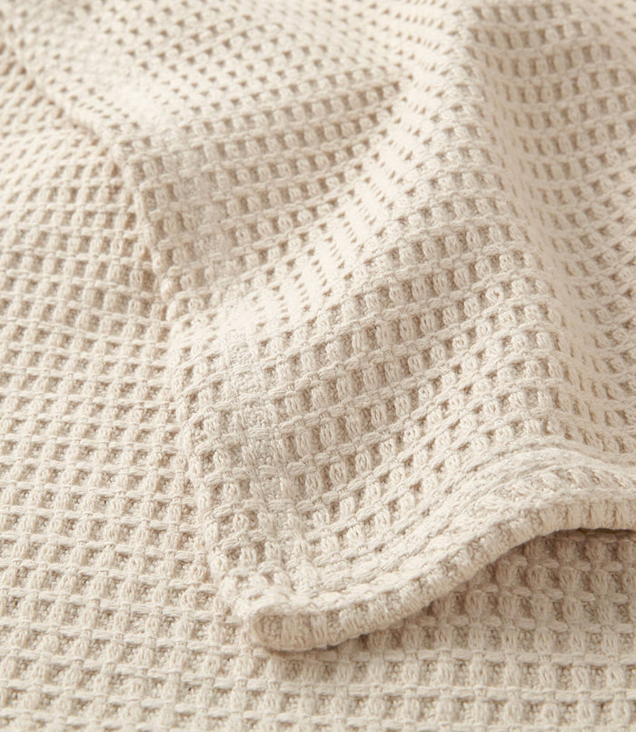 Riviera Waffle Weave Blanket Detail Linen color