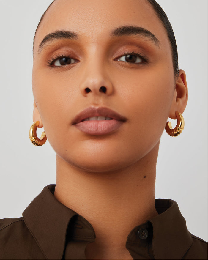 Slim Nelle Hoop Earrings