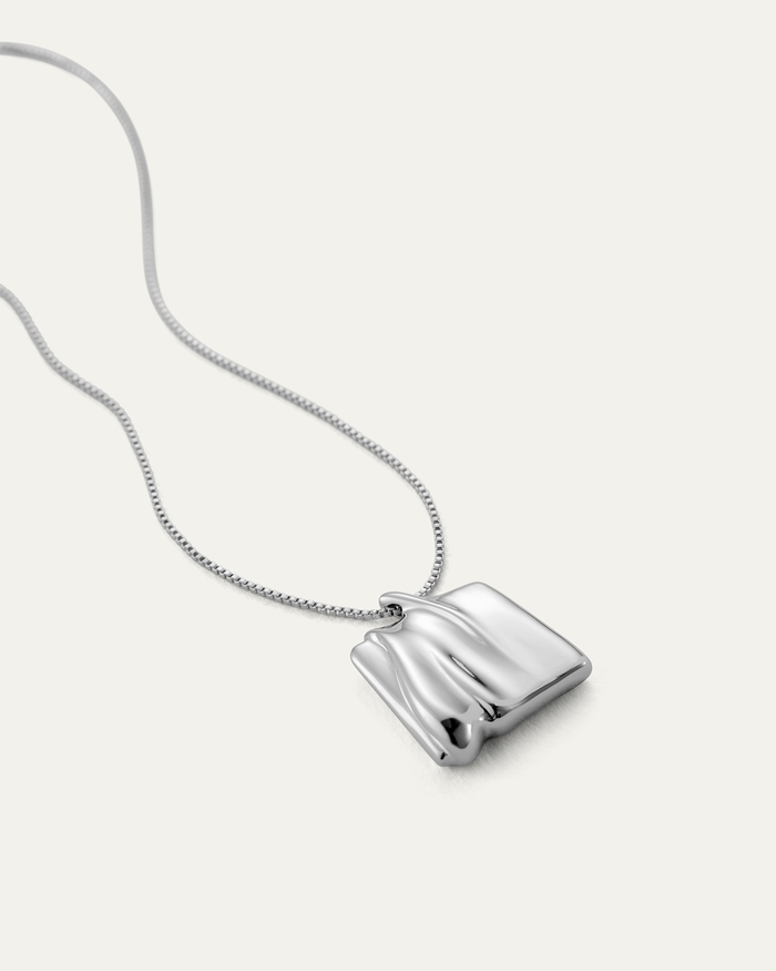 JENNY BIRD Small Sundra Pendant Necklace Silver Pendant Necklace For Women