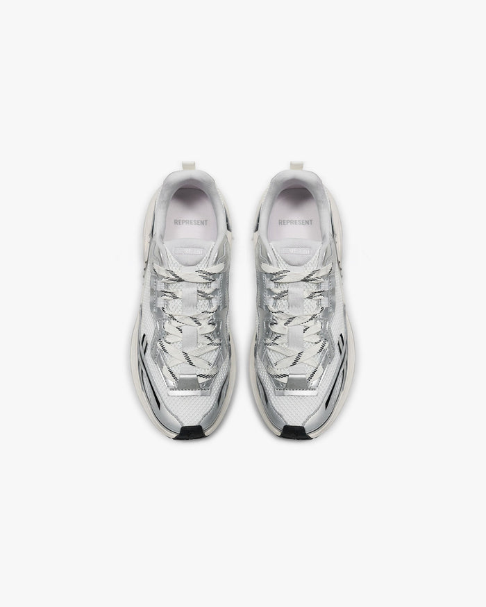 Storm_Torn_-_Flat_White_Silver_05.jpg