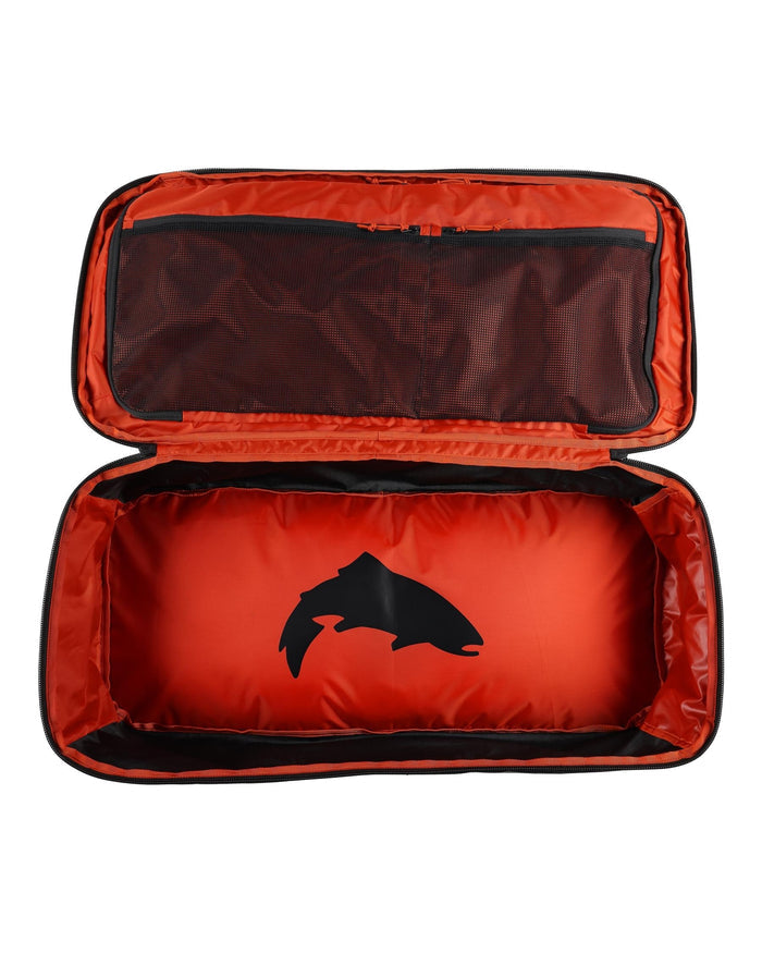 Analyzing image     14009-001-Tailwind-80L-Duffel-Tabletop