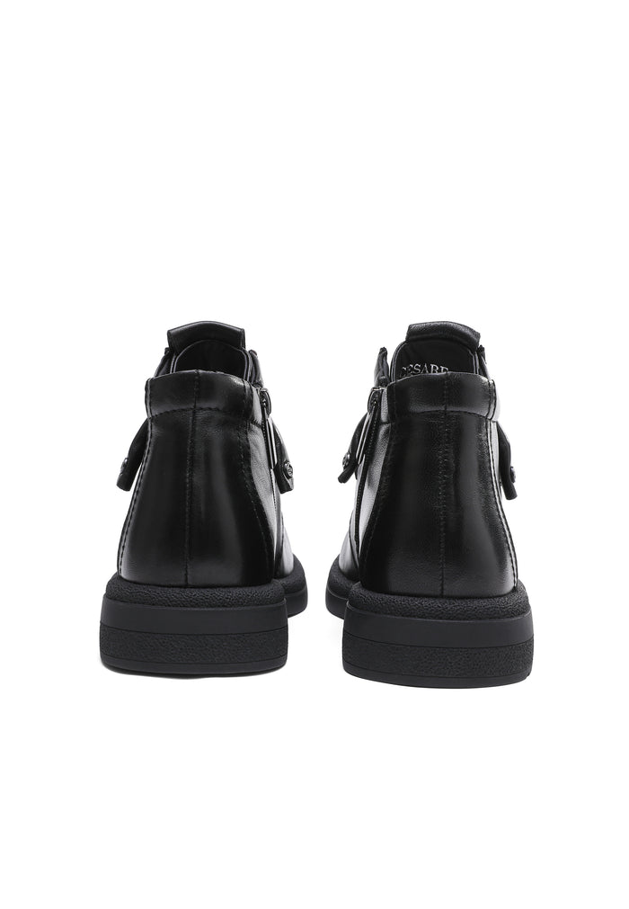 Tassel-Detail Lace-Up Shoe - Black
