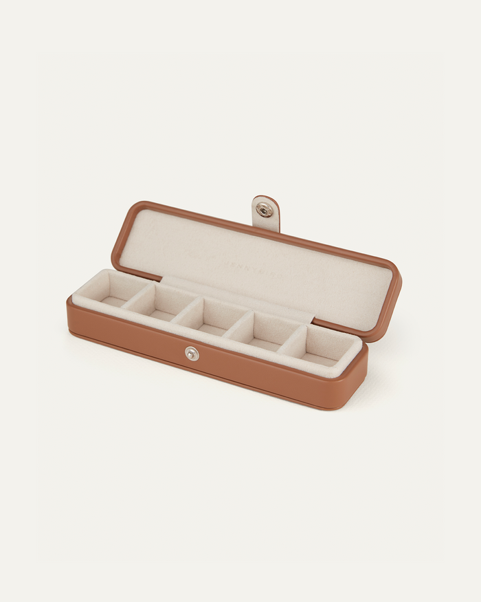 The Travel Pillbox