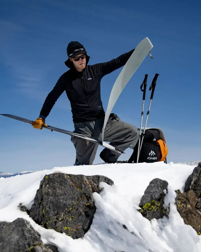 Trim-to-Fit Nomad Splitboard Skins | Jones Trim-to-Fit Nomad Splitboard Skins Jones Snowboards High Performance 7630463488928 J.25.SKN.NOU.GY.OS.1