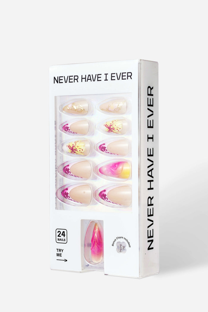 TROPICAL GIRL- ALMOND PRESS-ON NAILS