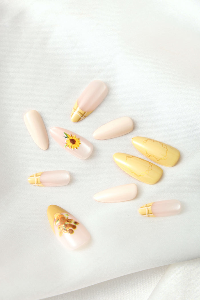 VAN GOGH SUNFLOWERS – ALMOND PRESS-ON NAILS