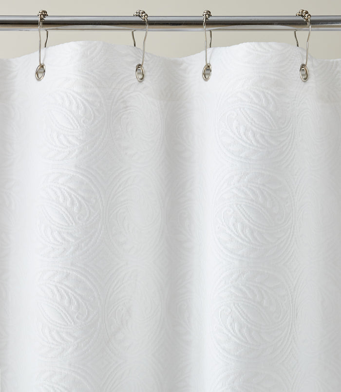 Vienna Matelassé Shower Curtain grommet detail, White