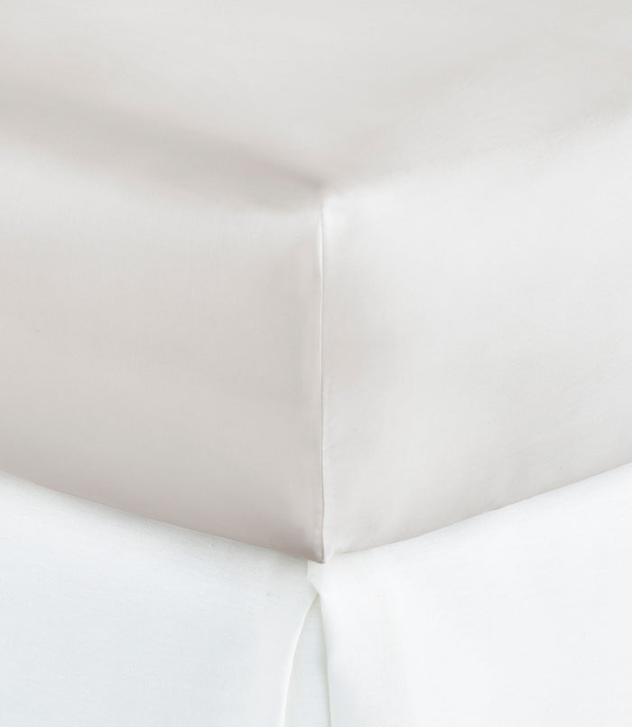Virtuoso Sateen Fitted Sheet Platinum