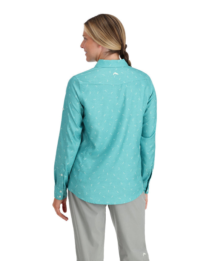 13668-1023-isle-shirt-Model-s23-back